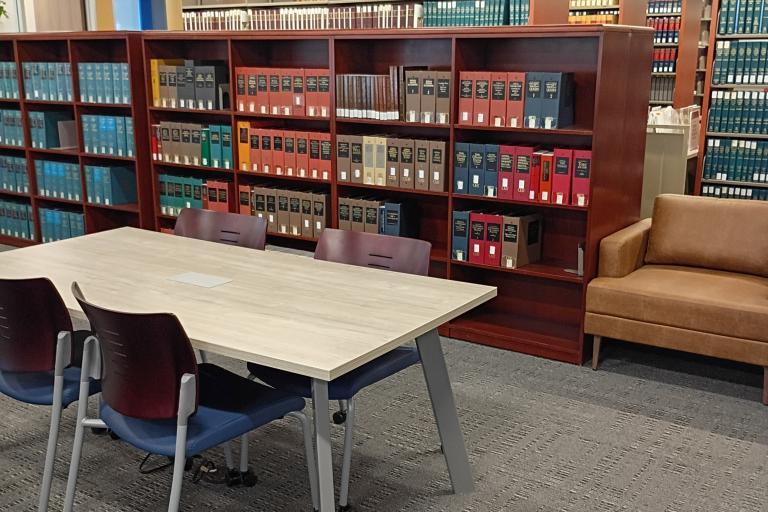 Palm Springs Branch reading room.