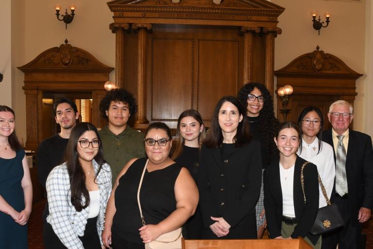 Chief Justice Patricia Guerrero w/ UCR Prof. Peter Mort and his Moot Court students